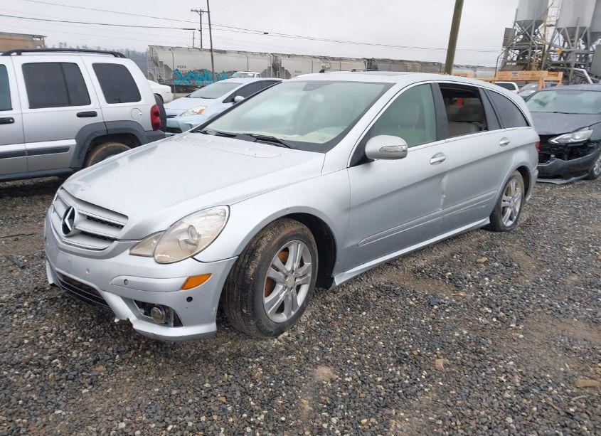 Photo 2 of 2008 Mercedes-benz R 320 CDI 4MATIC (VIN 4JGCB22EX8A069176)