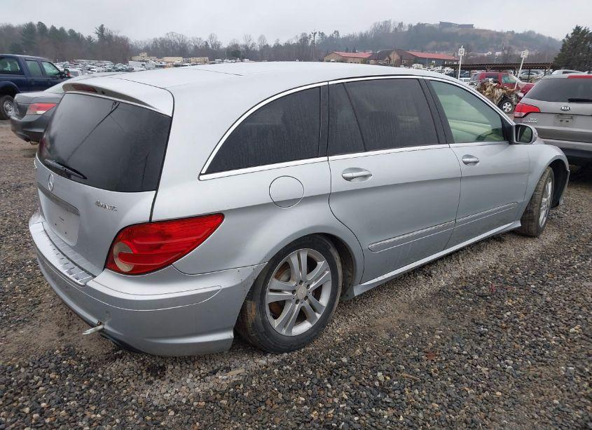 Photo 4 of 2008 Mercedes-benz R 320 CDI 4MATIC (VIN 4JGCB22EX8A069176)