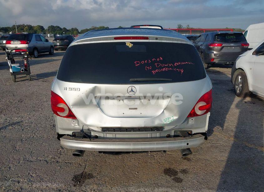 Photo 12 of 2008 Mercedes-benz R 350 (VIN 4JGCB56E48A073428)