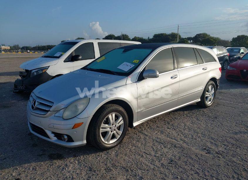 Photo 2 of 2008 Mercedes-benz R 350 (VIN 4JGCB56E48A073428)