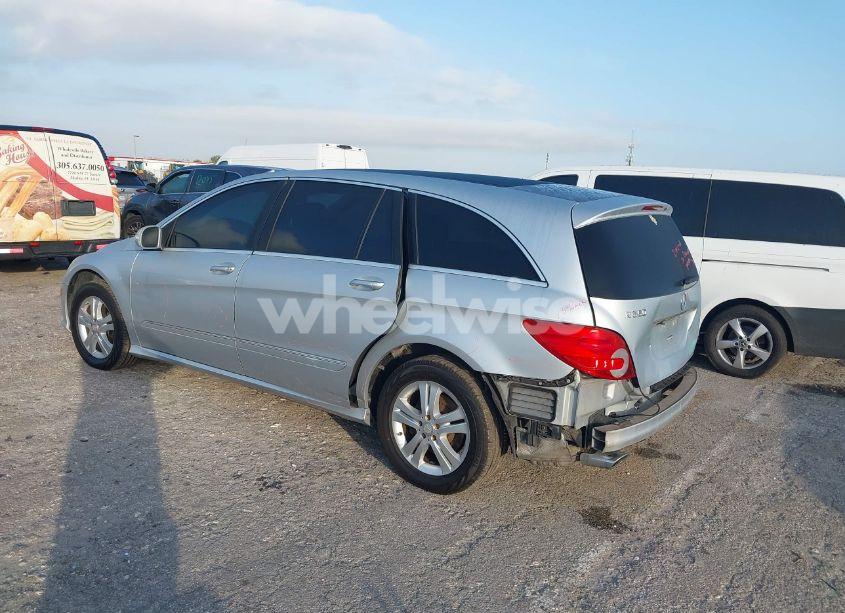Photo 3 of 2008 Mercedes-benz R 350 (VIN 4JGCB56E48A073428)