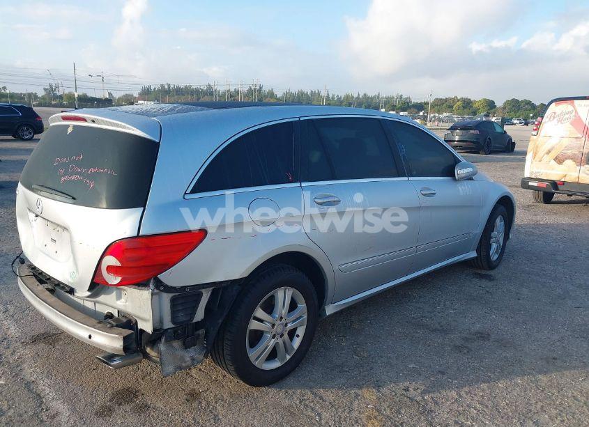 Photo 4 of 2008 Mercedes-benz R 350 (VIN 4JGCB56E48A073428)