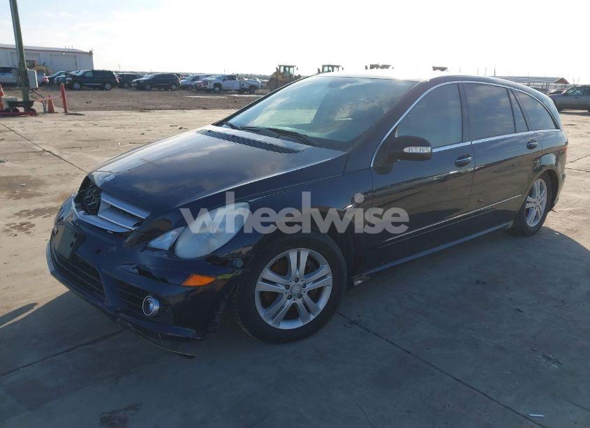 Photo 2 of 2008 Mercedes-benz R 350 (VIN 4JGCB56E58A065788)