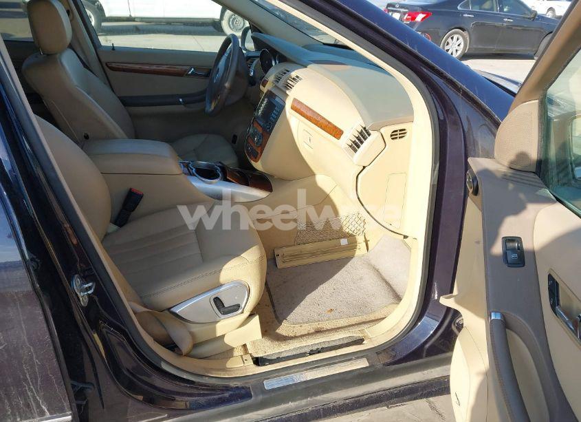 Photo 5 of 2008 Mercedes-benz R 350 (VIN 4JGCB56E58A065788)