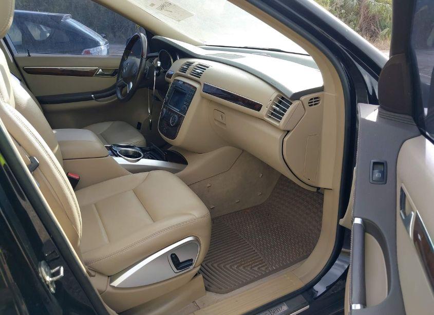 Photo 5 of 2012 Mercedes-benz R 350 4MATIC (VIN 4JGCB5HE9CA145309)