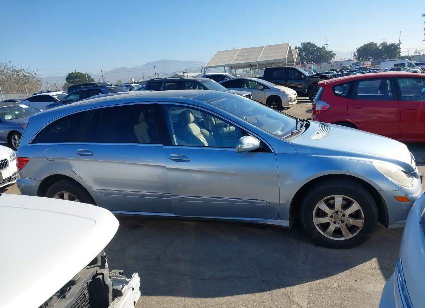 Photo 14 of 2007 Mercedes-benz R 350 4MATIC (VIN 4JGCB65E07A055739)
