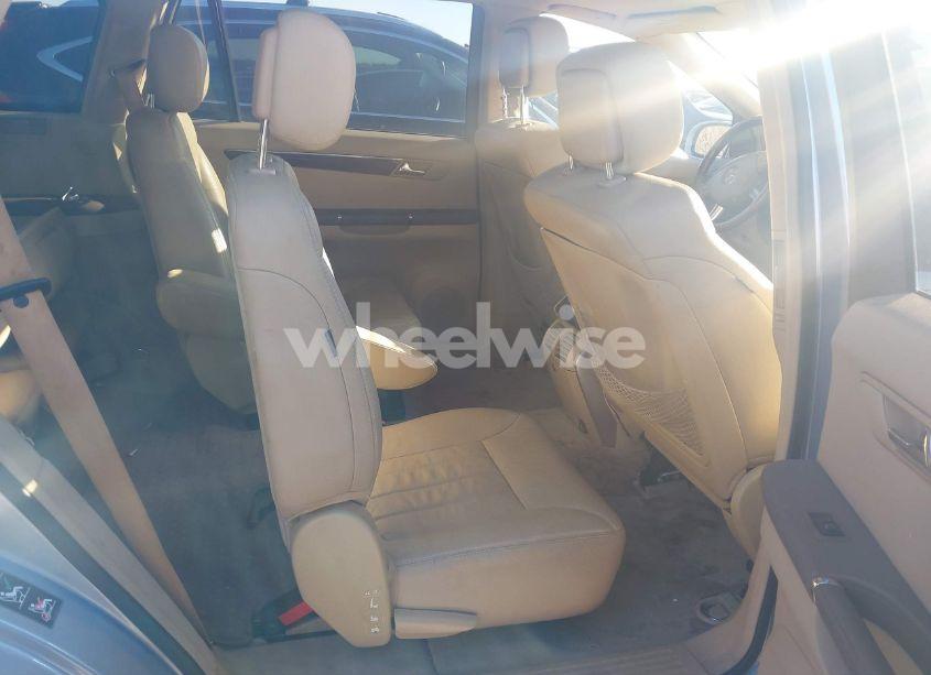 Photo 8 of 2007 Mercedes-benz R 350 4MATIC (VIN 4JGCB65E07A056051)