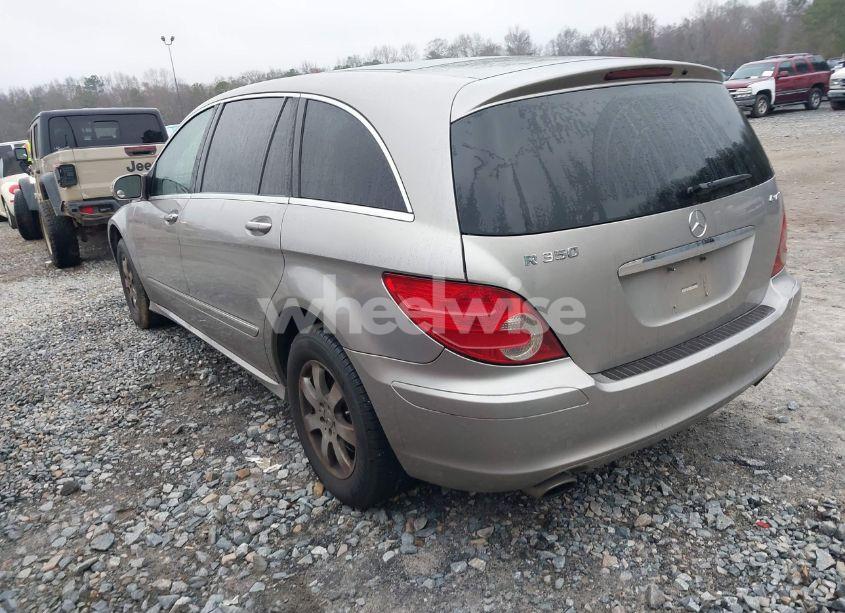 Photo 3 of 2007 Mercedes-benz R 350 4MATIC (VIN 4JGCB65E17A039307)