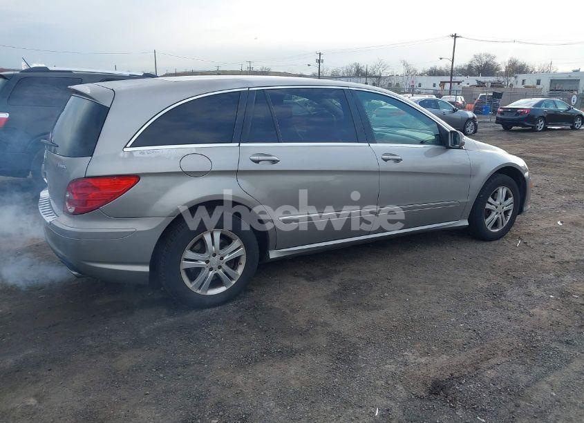 Photo 4 of 2008 Mercedes-benz R 350 4MATIC (VIN 4JGCB65E18A072826)