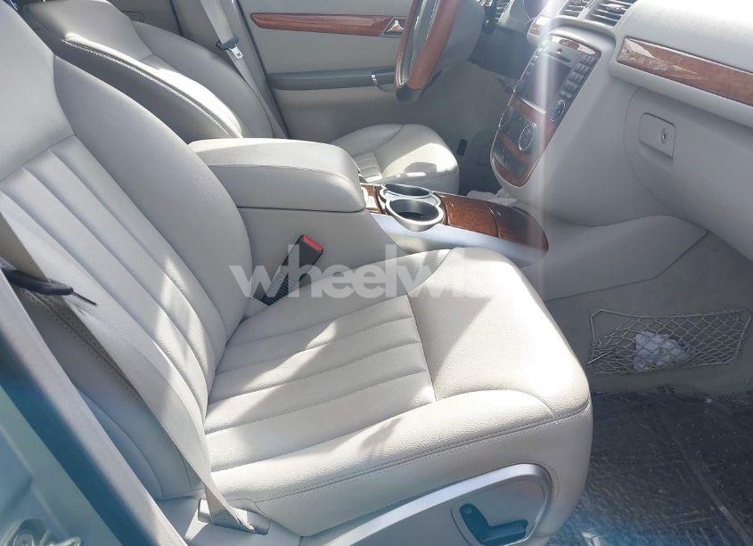 Photo 5 of 2009 Mercedes-benz R 350 4MATIC (VIN 4JGCB65E19A094827)