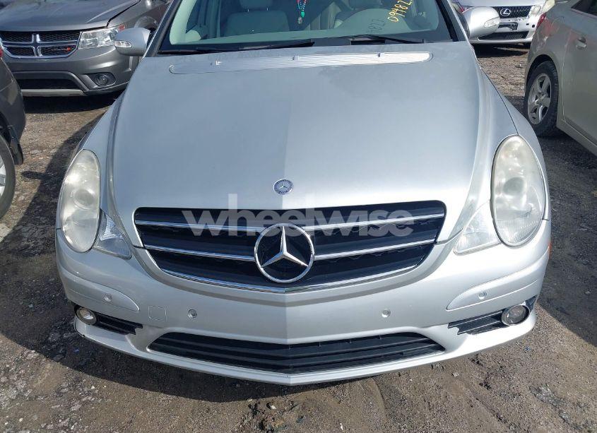 Photo 6 of 2009 Mercedes-benz R 350 4MATIC (VIN 4JGCB65E19A094827)