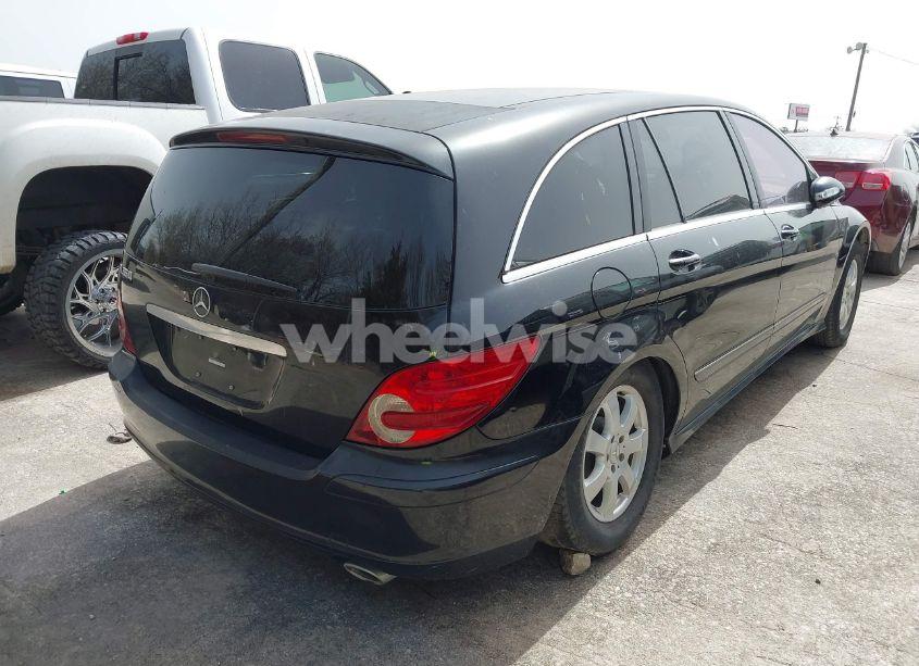 Photo 4 of 2006 Mercedes-benz R 350 4MATIC (VIN 4JGCB65E26A006704)