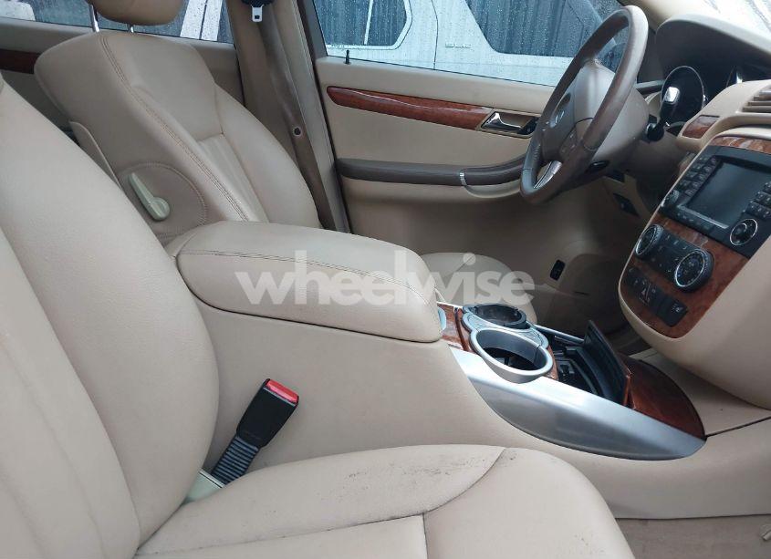 Photo 5 of 2008 Mercedes-benz R 350 4MATIC (VIN 4JGCB65E28A079476)