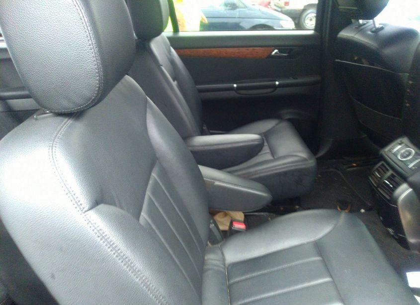 Photo 8 of 2006 Mercedes-benz R 350 (VIN 4JGCB65E36A002564)