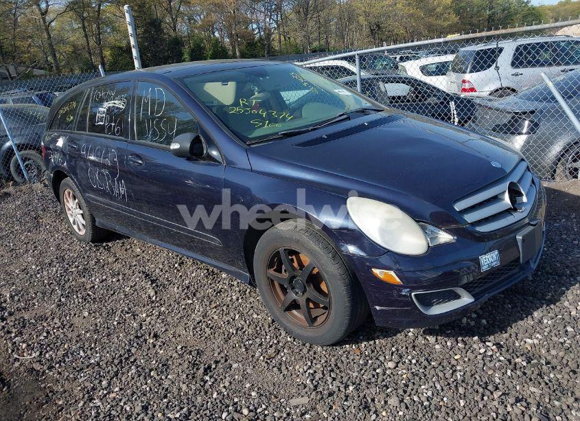 2006 Mercedes-benz R 350 4MATIC (VIN 4JGCB65E36A032213) main photo