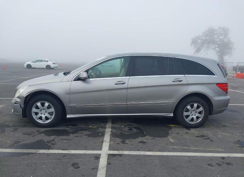 Photo 14 of 2007 Mercedes-benz R 350 4MATIC (VIN 4JGCB65E37A036747)