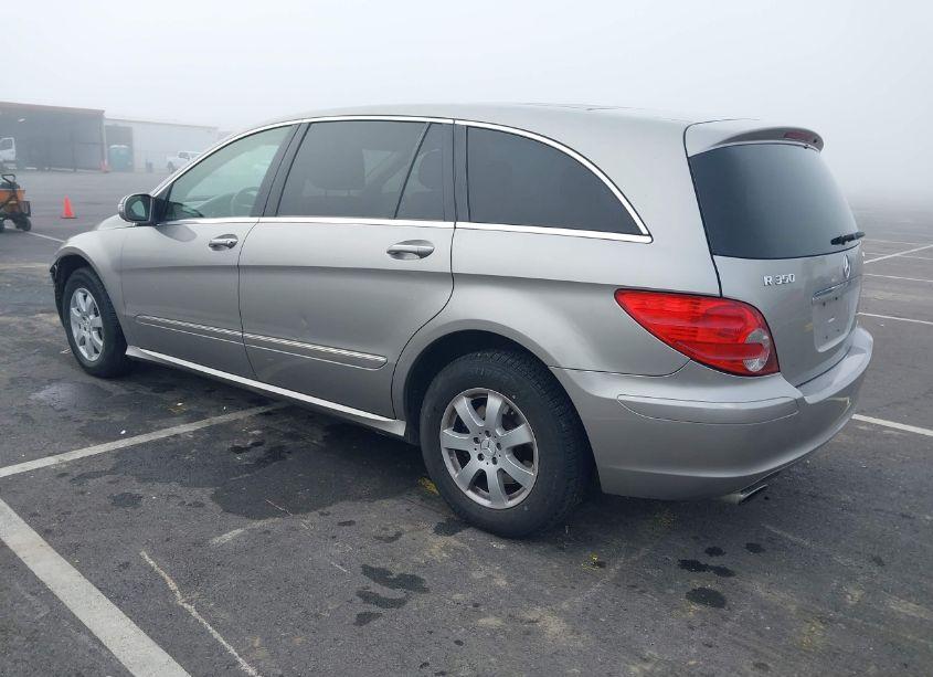 Photo 3 of 2007 Mercedes-benz R 350 4MATIC (VIN 4JGCB65E37A036747)