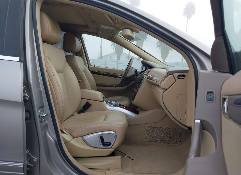 Photo 5 of 2007 Mercedes-benz R 350 4MATIC (VIN 4JGCB65E37A036747)
