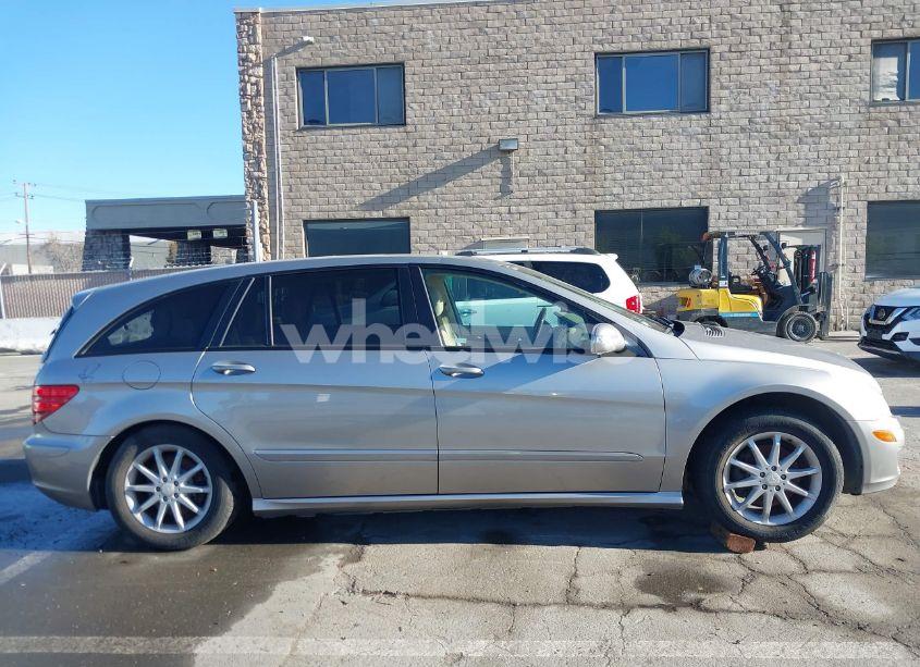Photo 14 of 2006 Mercedes-benz R 350 4MATIC (VIN 4JGCB65E46A032480)