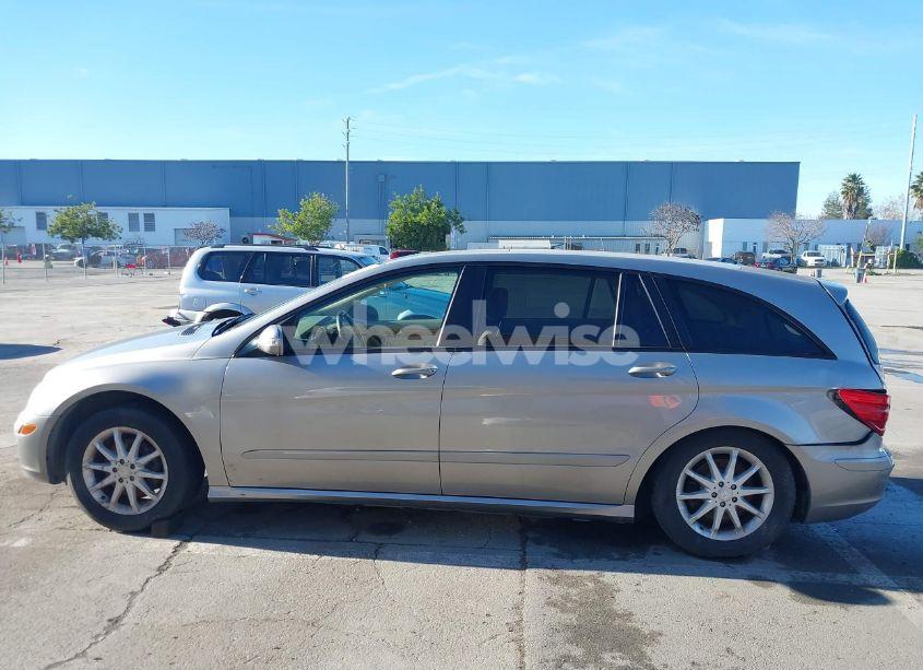 Photo 15 of 2006 Mercedes-benz R 350 4MATIC (VIN 4JGCB65E46A032480)