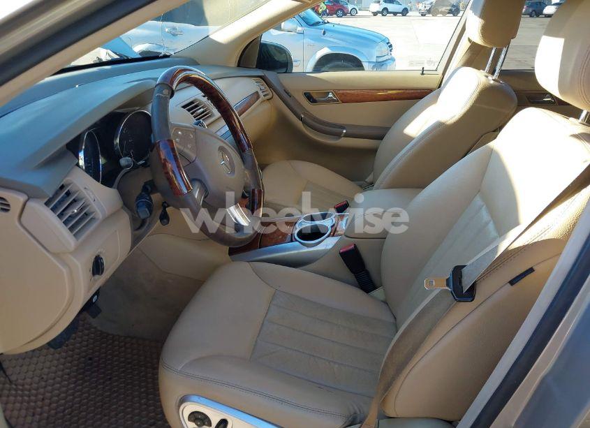 Photo 5 of 2006 Mercedes-benz R 350 4MATIC (VIN 4JGCB65E46A032480)