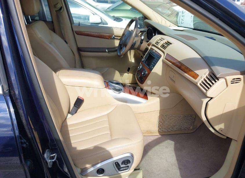 Photo 5 of 2009 Mercedes-benz R 350 4MATIC (VIN 4JGCB65E49A098144)