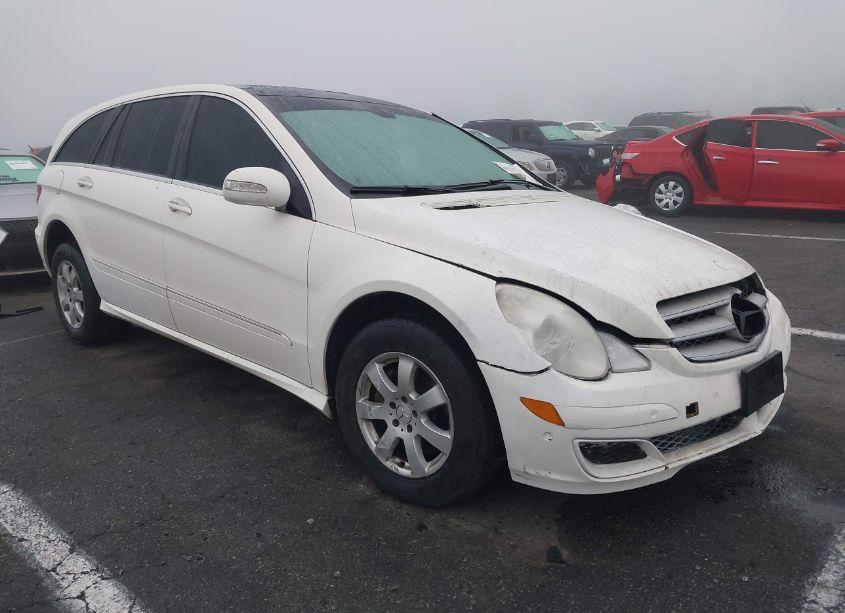 2006 Mercedes-benz R 350 4MATIC (VIN 4JGCB65E66A011985) main photo