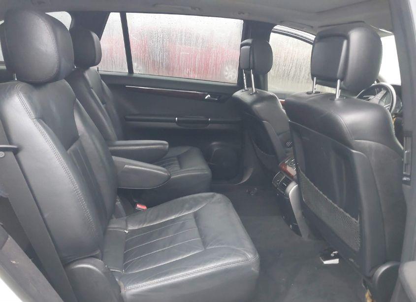 Photo 8 of 2006 Mercedes-benz R 350 4MATIC (VIN 4JGCB65E66A011985)