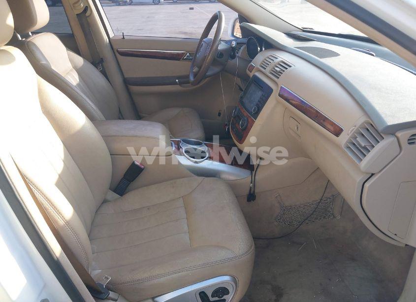 Photo 5 of 2007 Mercedes-benz R 350 4MATIC (VIN 4JGCB65E67A041599)