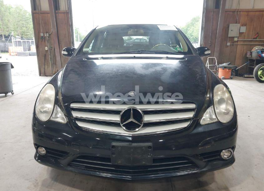 Photo 6 of 2008 Mercedes-benz R 350 4MATIC (VIN 4JGCB65E68A074958)