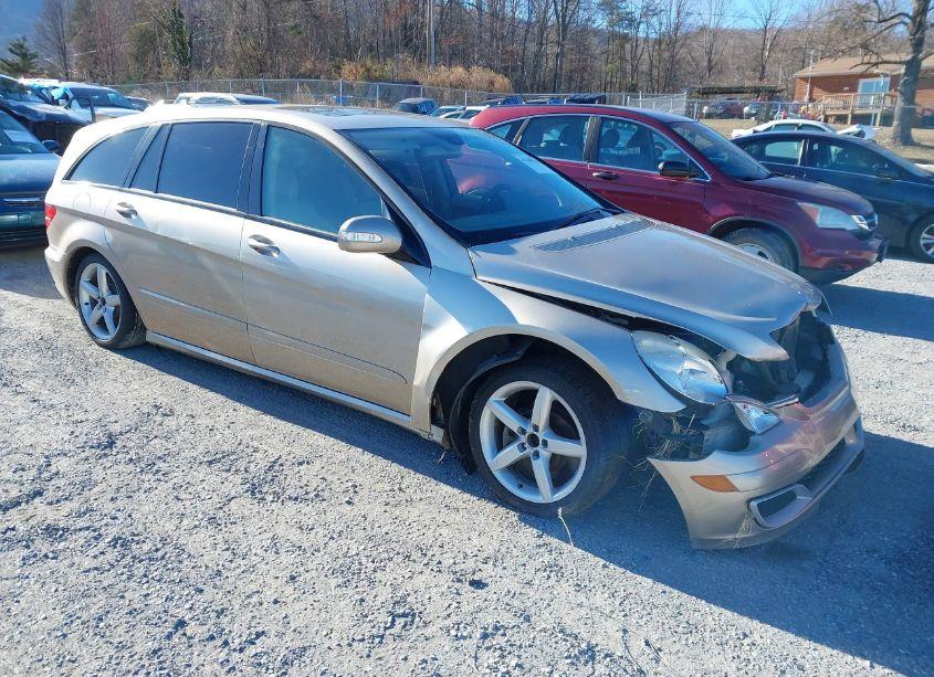 2006 Mercedes-benz R 350 4MATIC (VIN 4JGCB65E76A024955) main photo