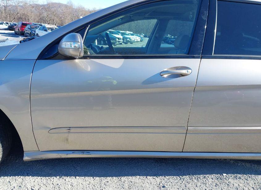 Photo 15 of 2006 Mercedes-benz R 350 4MATIC (VIN 4JGCB65E76A024955)