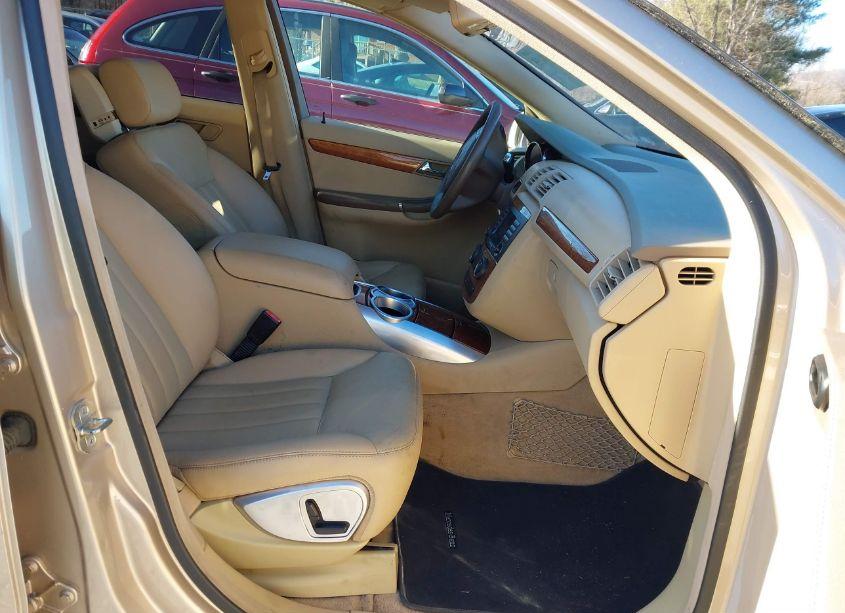 Photo 5 of 2006 Mercedes-benz R 350 4MATIC (VIN 4JGCB65E76A024955)