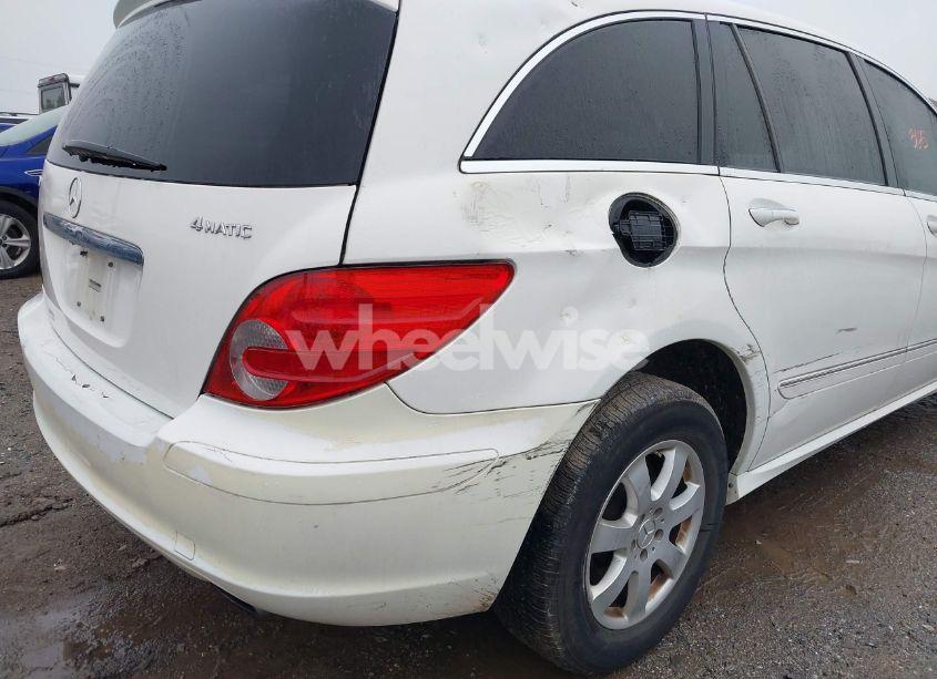 Photo 6 of 2007 Mercedes-benz R 350 4MATIC (VIN 4JGCB65E77A049100)