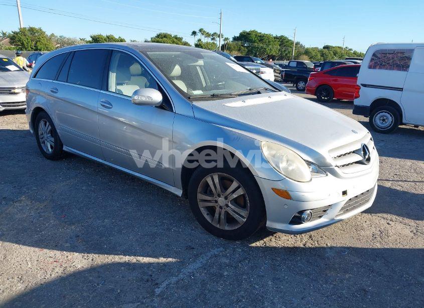 2009 Mercedes-benz R 350 4MATIC (VIN 4JGCB65E79A091818) main photo