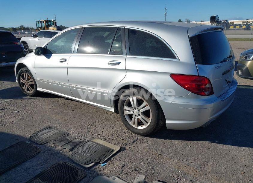 Photo 3 of 2009 Mercedes-benz R 350 4MATIC (VIN 4JGCB65E79A091818)
