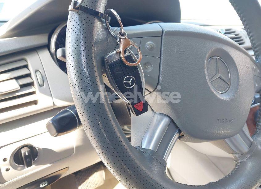 Photo 11 of 2007 Mercedes-benz R 350 4MATIC (VIN 4JGCB65E87A055682)