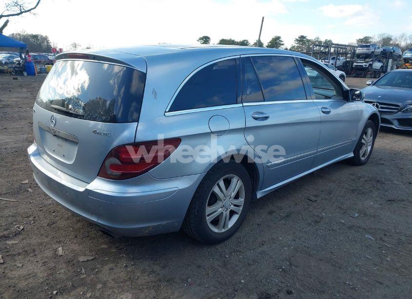 Photo 4 of 2007 Mercedes-benz R 350 4MATIC (VIN 4JGCB65E87A055682)