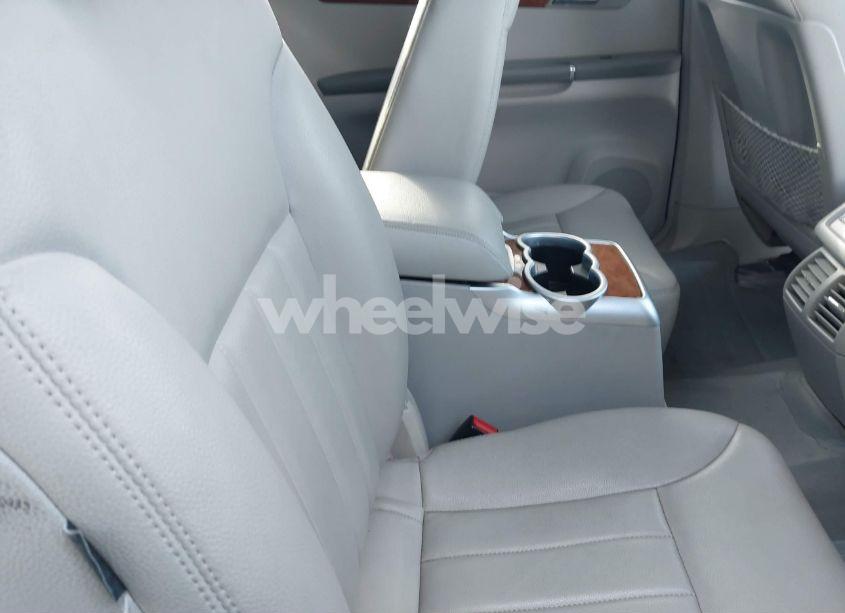 Photo 8 of 2007 Mercedes-benz R 350 4MATIC (VIN 4JGCB65E87A055682)