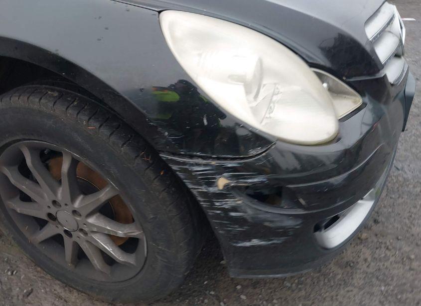 Photo 6 of 2006 Mercedes-benz R 350 4MATIC (VIN 4JGCB65E96A017506)