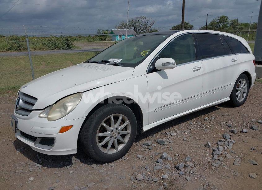 Photo 2 of 2007 Mercedes-benz R 350 4MATIC (VIN 4JGCB65E97A051365)