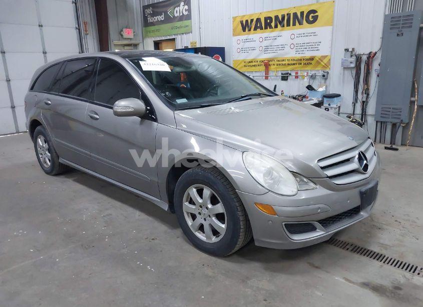 2006 Mercedes-benz R 350 4MATIC (VIN 4JGCB65EX6A017255) main photo