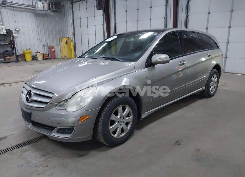 Photo 2 of 2006 Mercedes-benz R 350 4MATIC (VIN 4JGCB65EX6A017255)