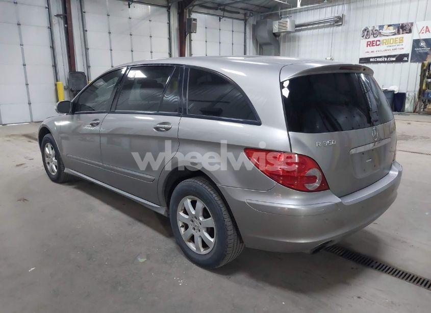 Photo 3 of 2006 Mercedes-benz R 350 4MATIC (VIN 4JGCB65EX6A017255)
