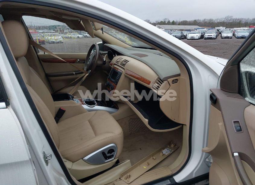 Photo 5 of 2007 Mercedes-benz R 350 4MATIC (VIN 4JGCB65EX7A054839)