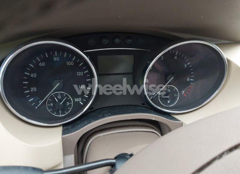 Photo 7 of 2007 Mercedes-benz R 350 4MATIC (VIN 4JGCB65EX7A054839)