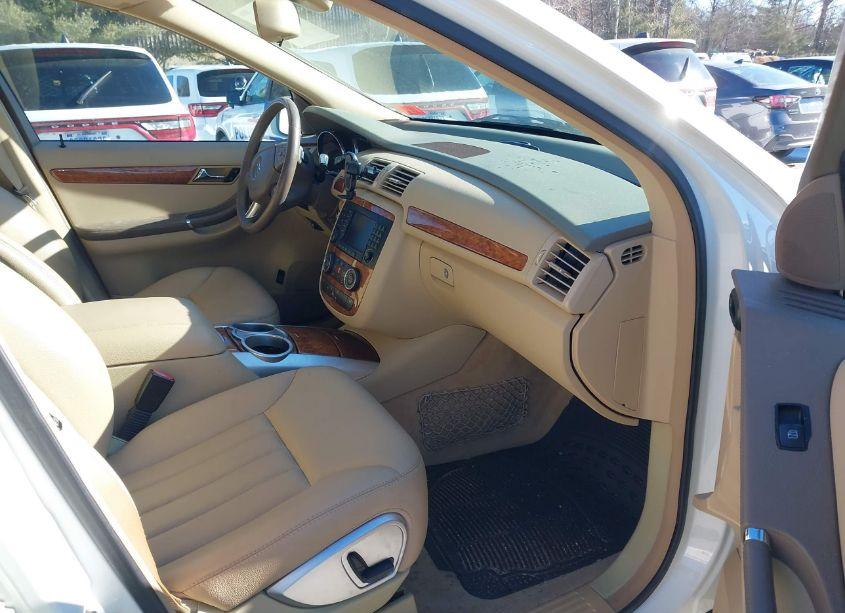 Photo 5 of 2008 Mercedes-benz R 350 4MATIC (VIN 4JGCB65EX8A072999)