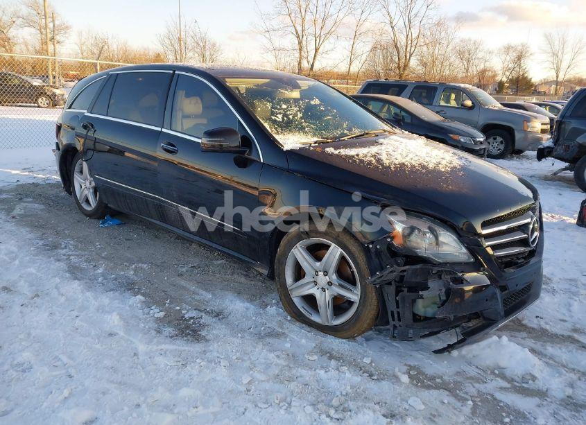 2011 Mercedes-benz R 350 4MATIC (VIN 4JGCB6FE3BA114001) main photo