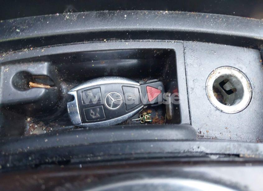 Photo 11 of 2011 Mercedes-benz R 350 4MATIC (VIN 4JGCB6FE3BA116931)