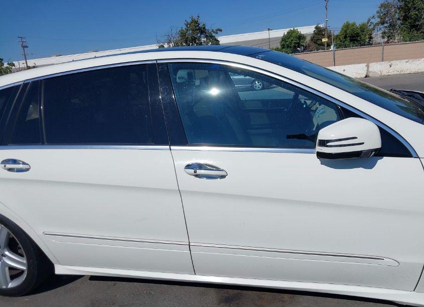 Photo 13 of 2011 Mercedes-benz R 350 4MATIC (VIN 4JGCB6FE3BA119263)
